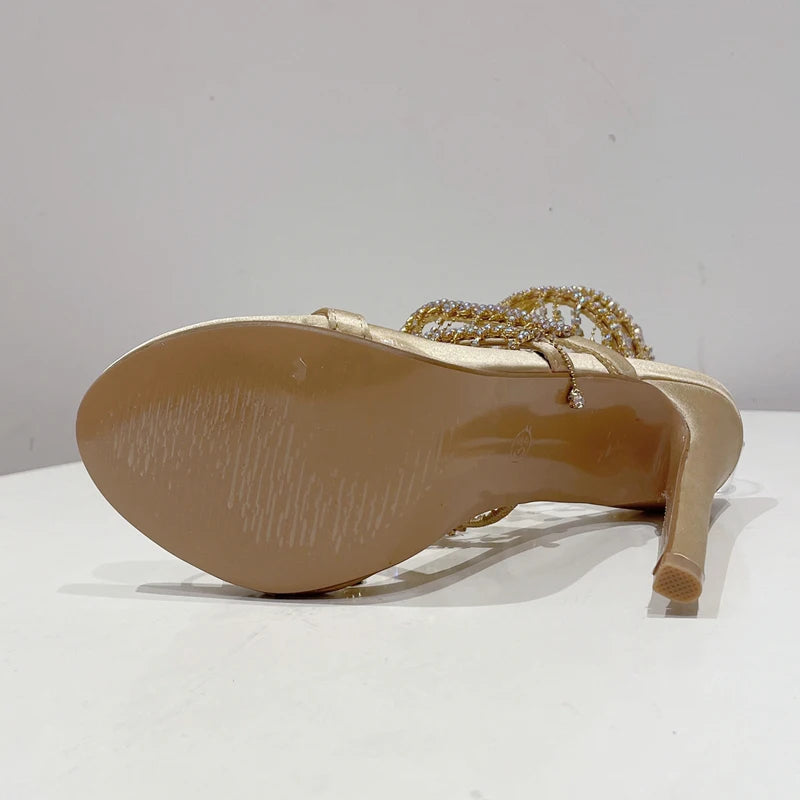 Classic Vintage Sandals with a Flattering Fit
