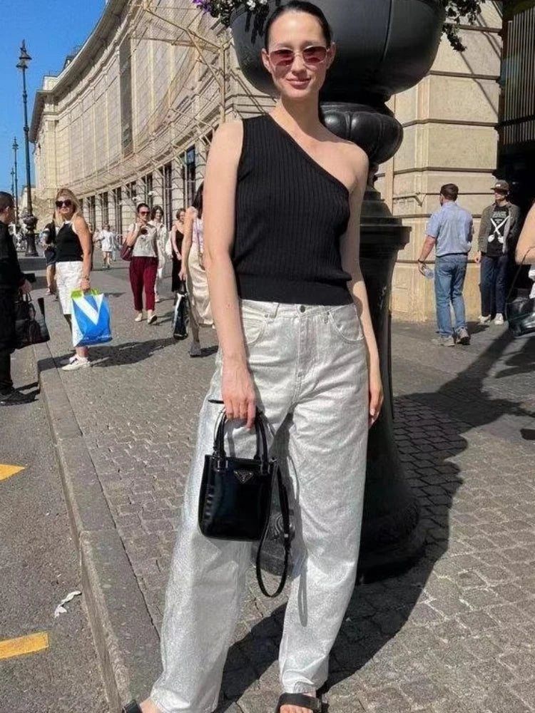 Sophisticated Pants with a Clean Classic Look