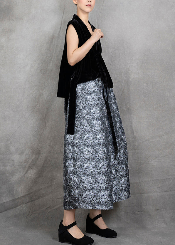 Well Tailored Pants with a Graceful Silhouette