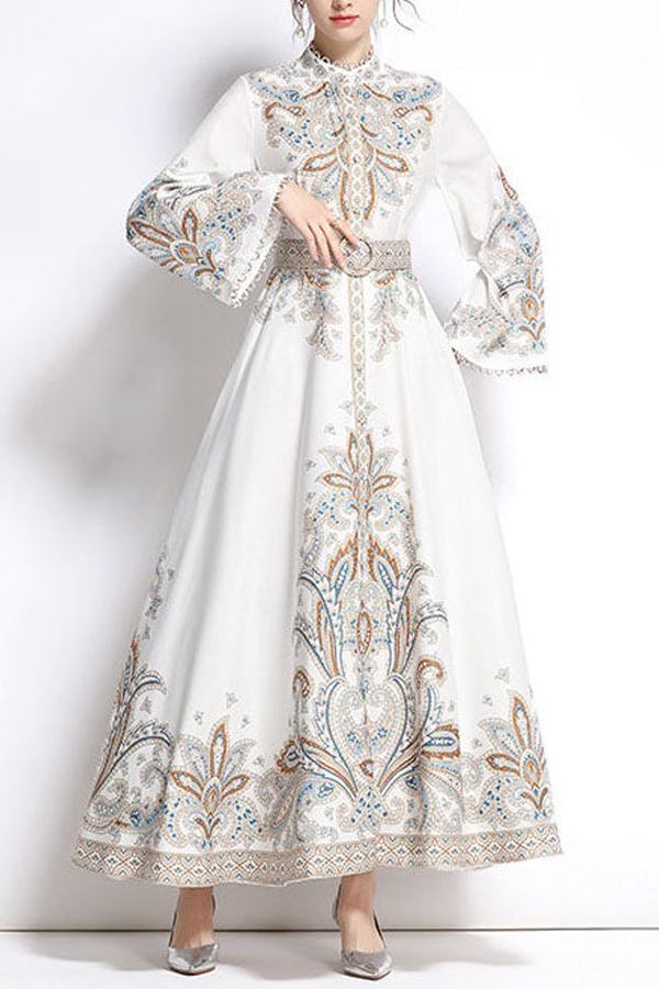 Classic Vintage & Enduringly Stylish Dress