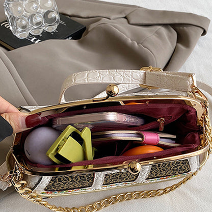 Beautifully Crafted Bag in a Classic Style