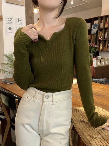 Elegantly Styled Sweater for Everyday Wear
