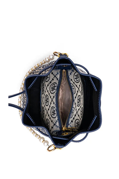 Beautifully Finished Bag in a Timeless Design