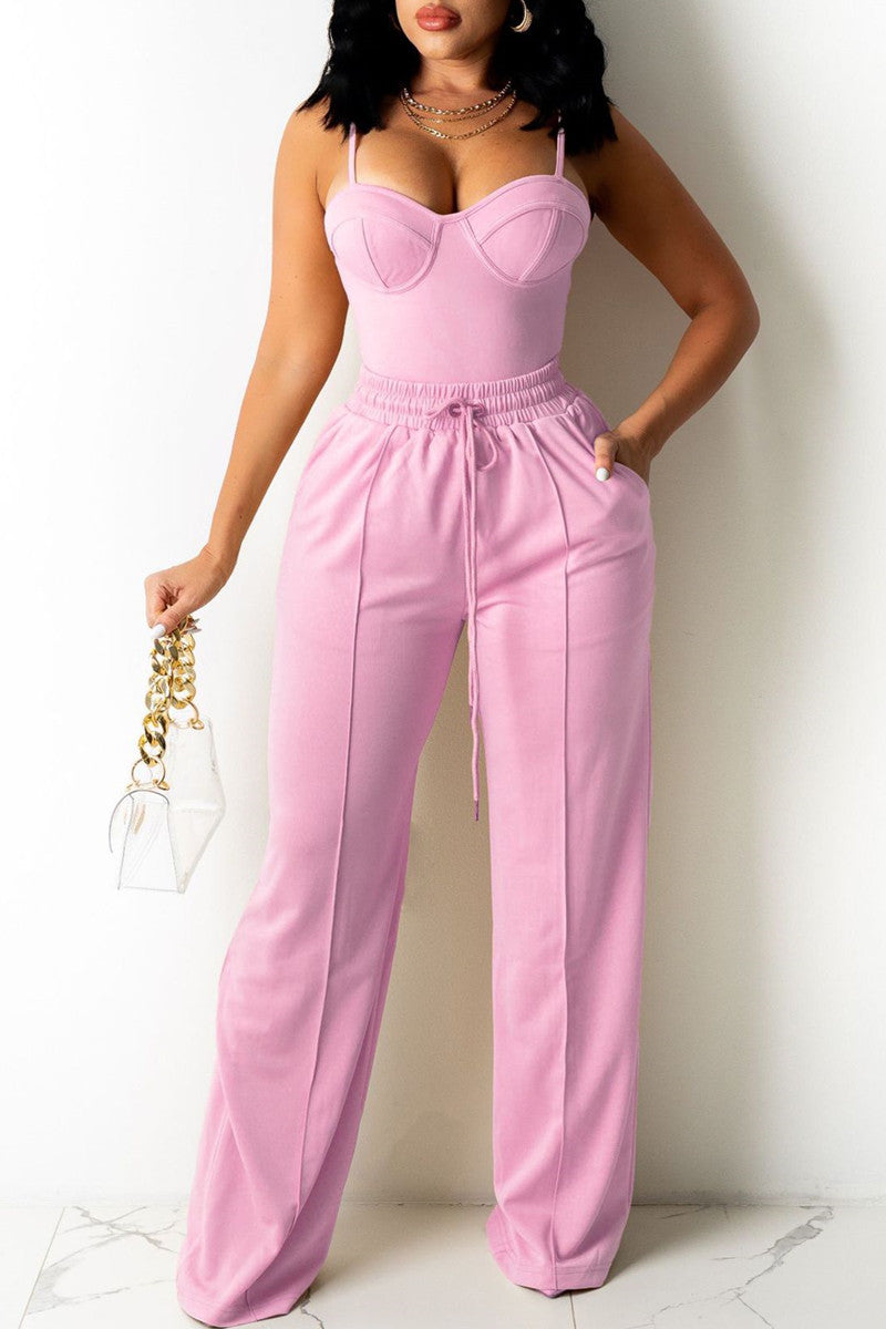 Classic Vintage Pants with a Flattering Fit