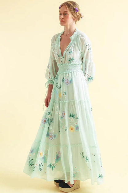 Classic Vintage & Enduringly Stylish Dress