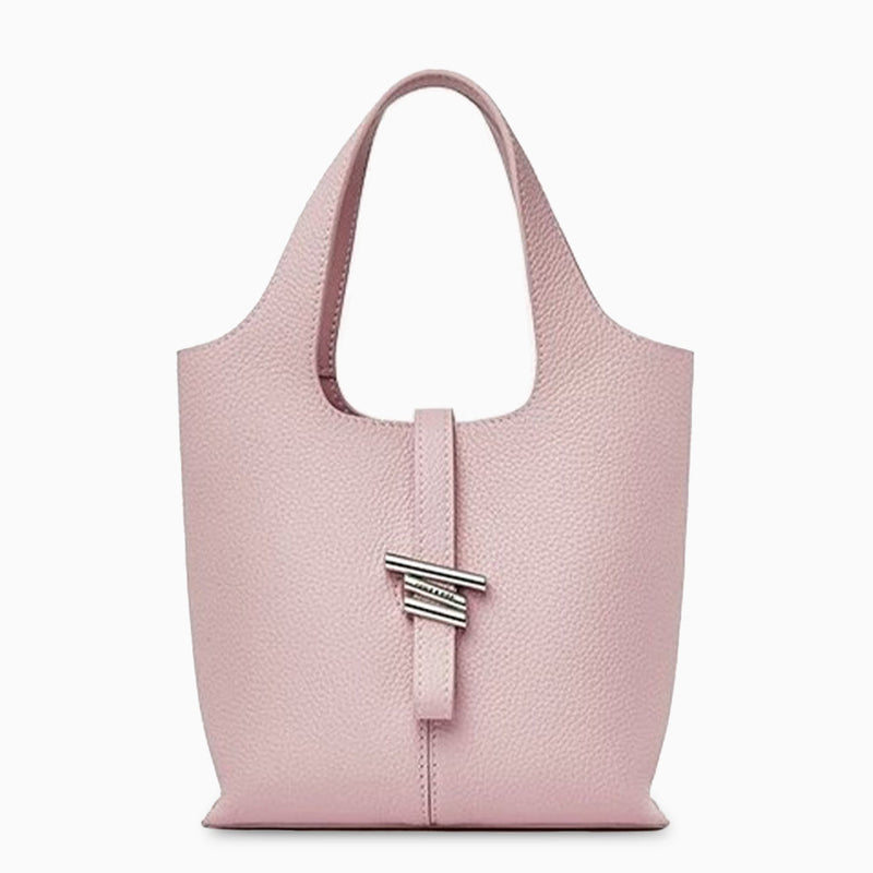 Beautifully Crafted Bag in a Classic Style