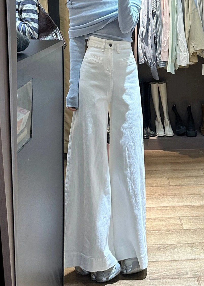 Beautifully Finished Pants in a Timeless Design