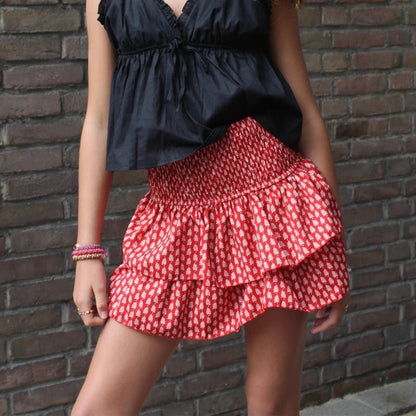 Sophisticated Garment with a Clean Classic Look