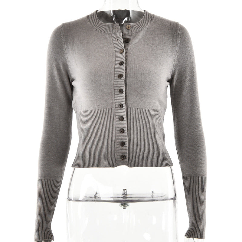 Effortlessly Elegant Cardigan with a Timeless Design