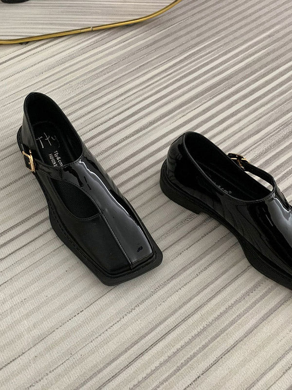 Sophisticated Shoes with a Clean Classic Look
