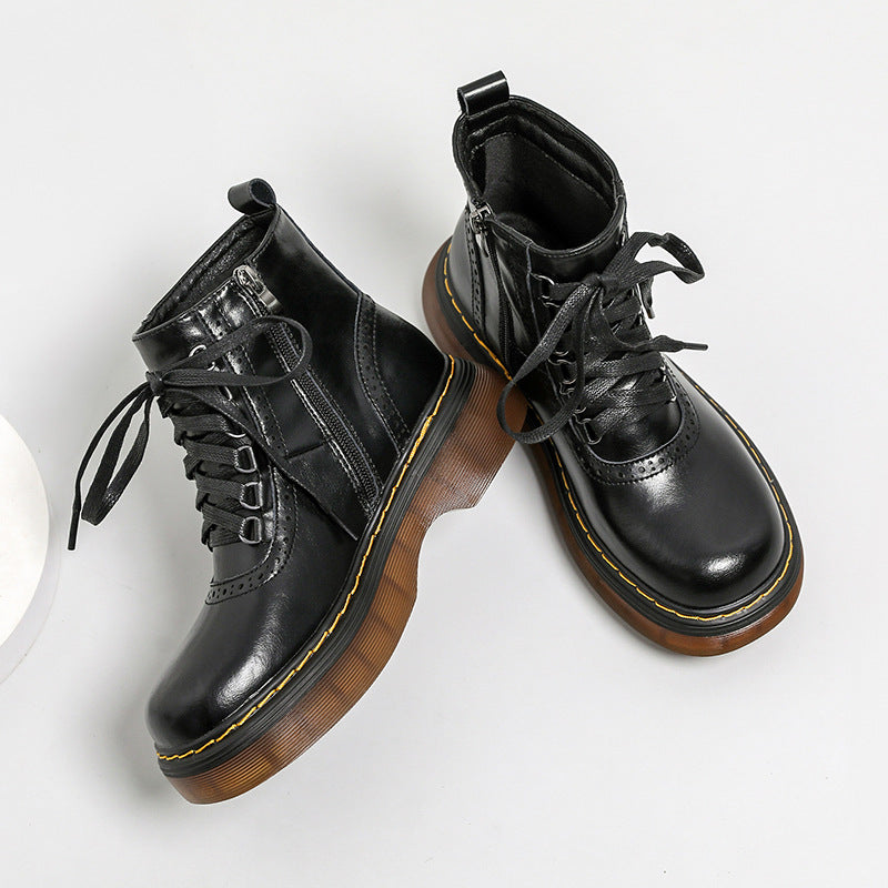 Polished Boots with an Effortless Classic Look