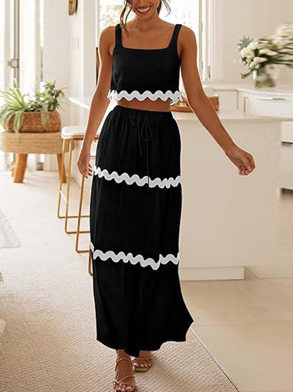 Effortlessly Elegant Top with a Timeless Design