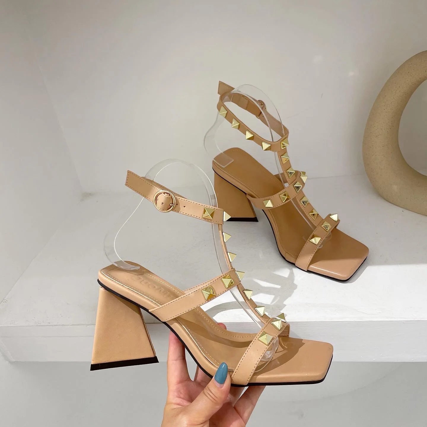 Gracefully Styled Sandals for Any Occasion
