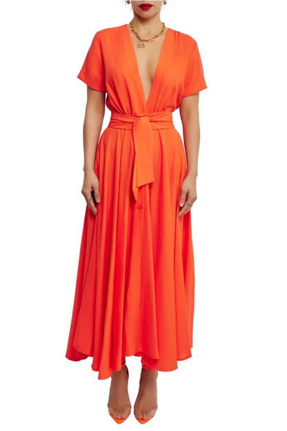 Sophisticated Dress with a Clean Classic Look