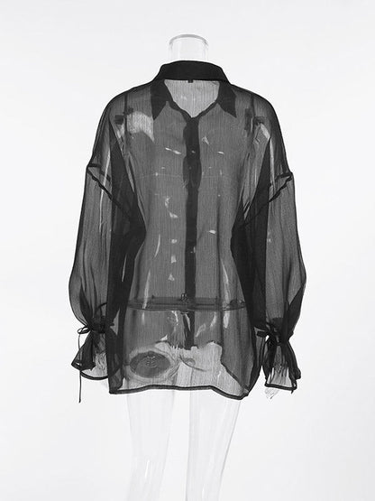 Sophisticated Blouse with a Clean Classic Look