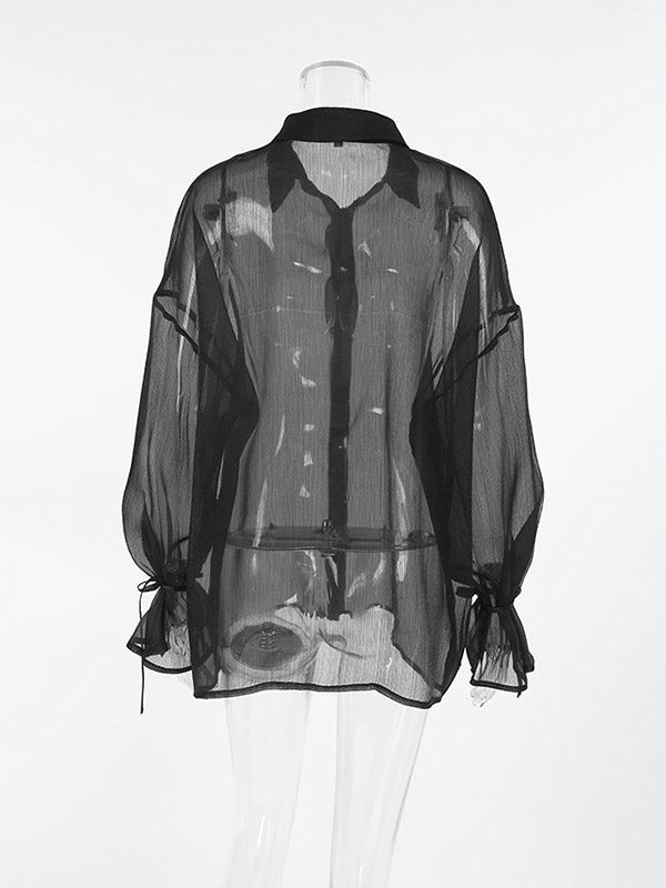Sophisticated Blouse with a Clean Classic Look