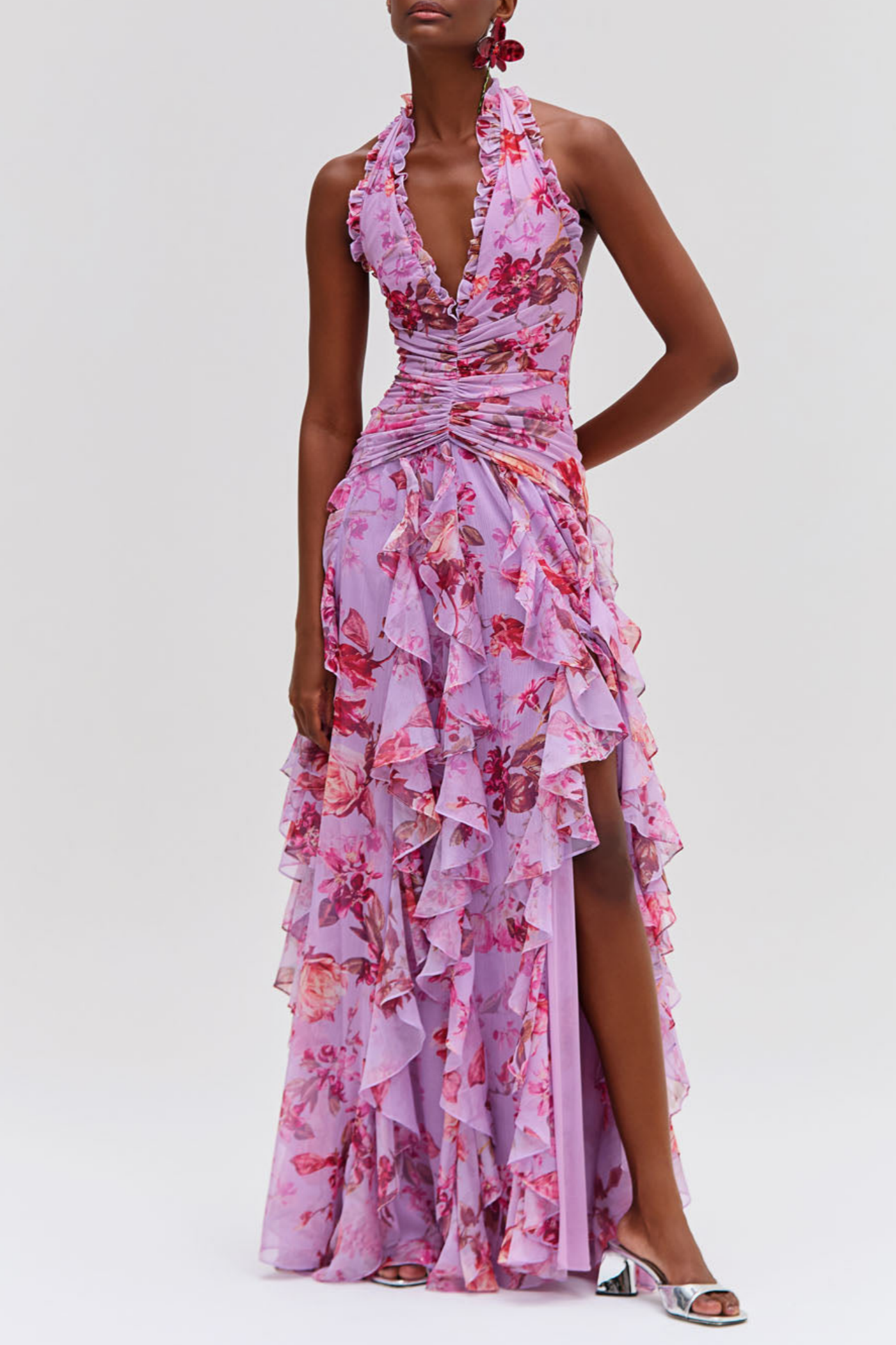 Beautifully Crafted Dress in a Classic Style
