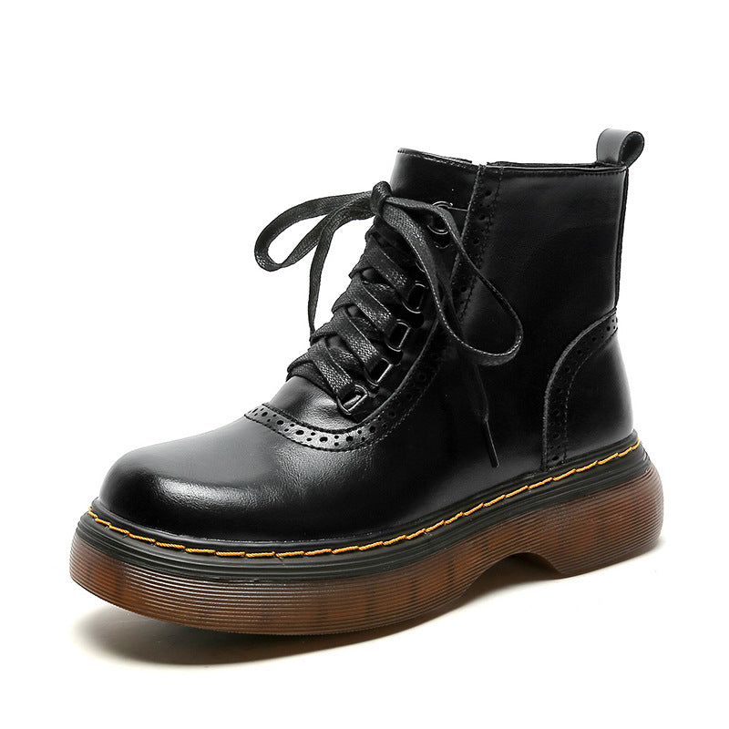 Polished Boots with an Effortless Classic Look