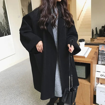 Gracefully Styled Coat for Any Occasion