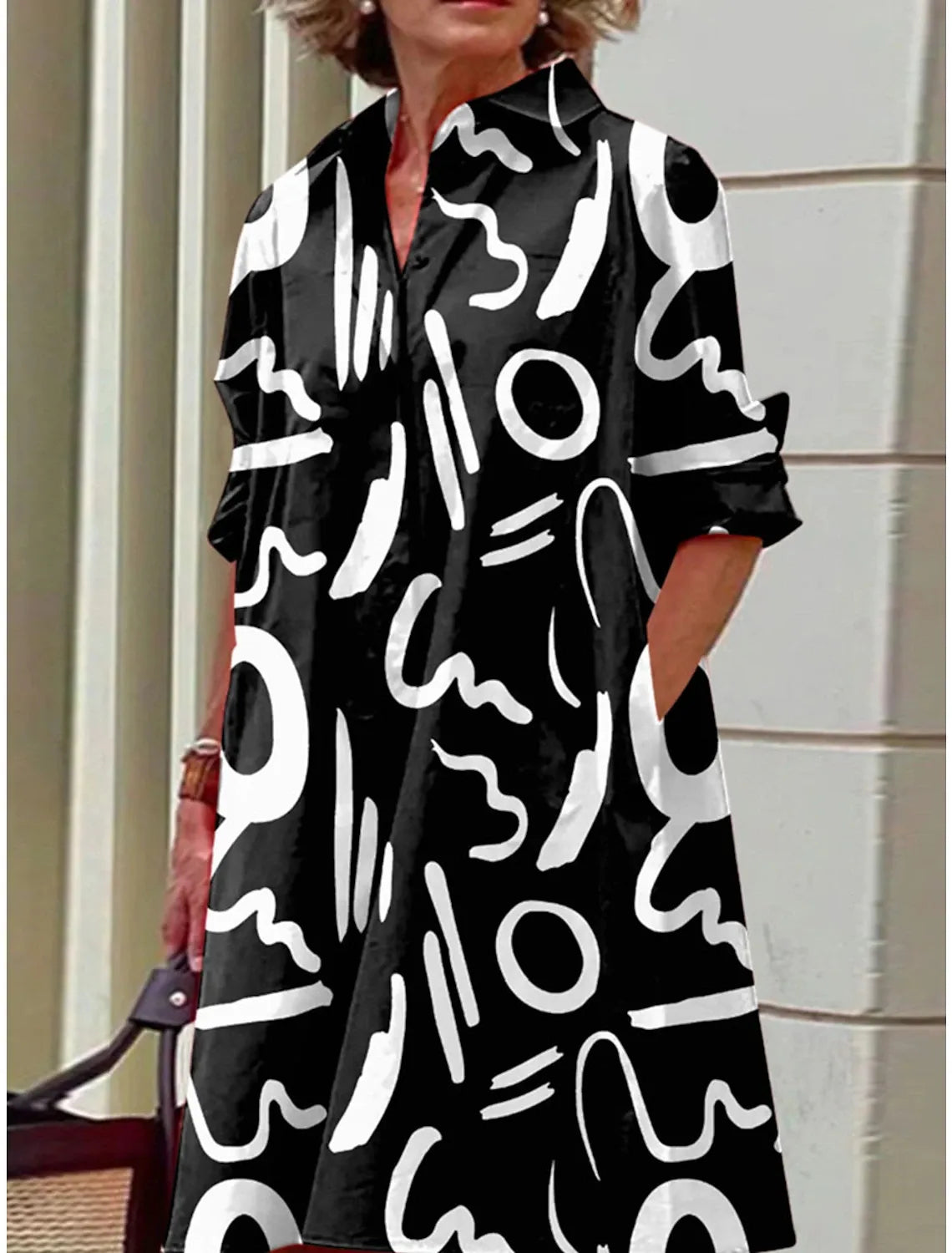Beautifully Crafted Dress in a Classic Style