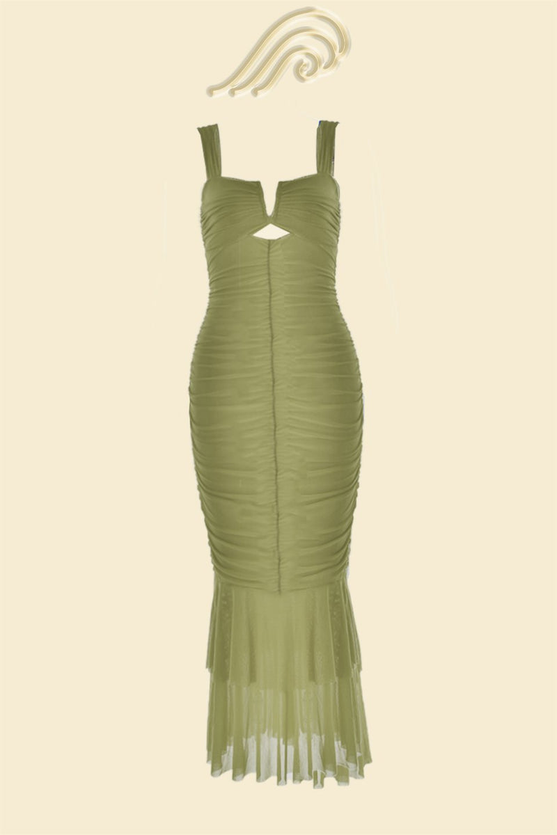 Effortlessly Elegant Dress with a Timeless Design