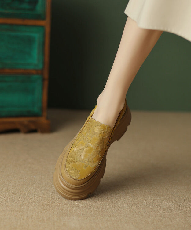 Classic Vintage Shoes with a Flattering Fit