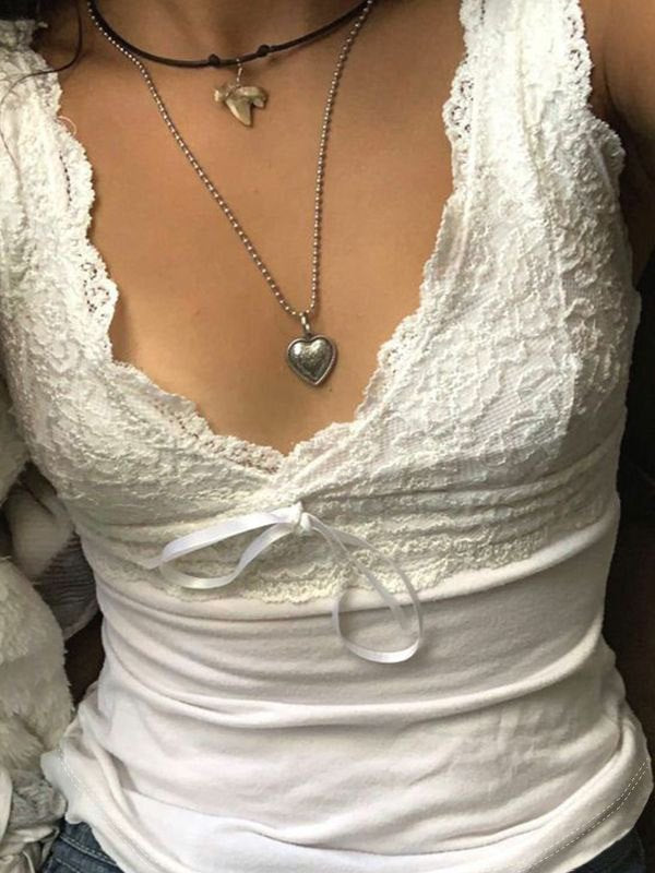 Classic Vintage Top with a Flattering Fit