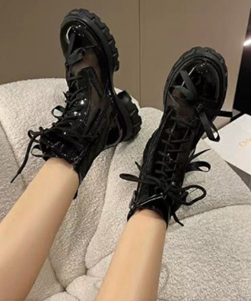 Beautifully Finished Boots in a Timeless Design
