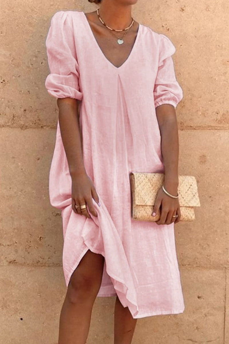 Classic Vintage Dress with a Flattering Fit