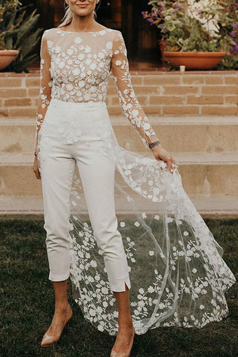Sophisticated Garment with a Clean Classic Look