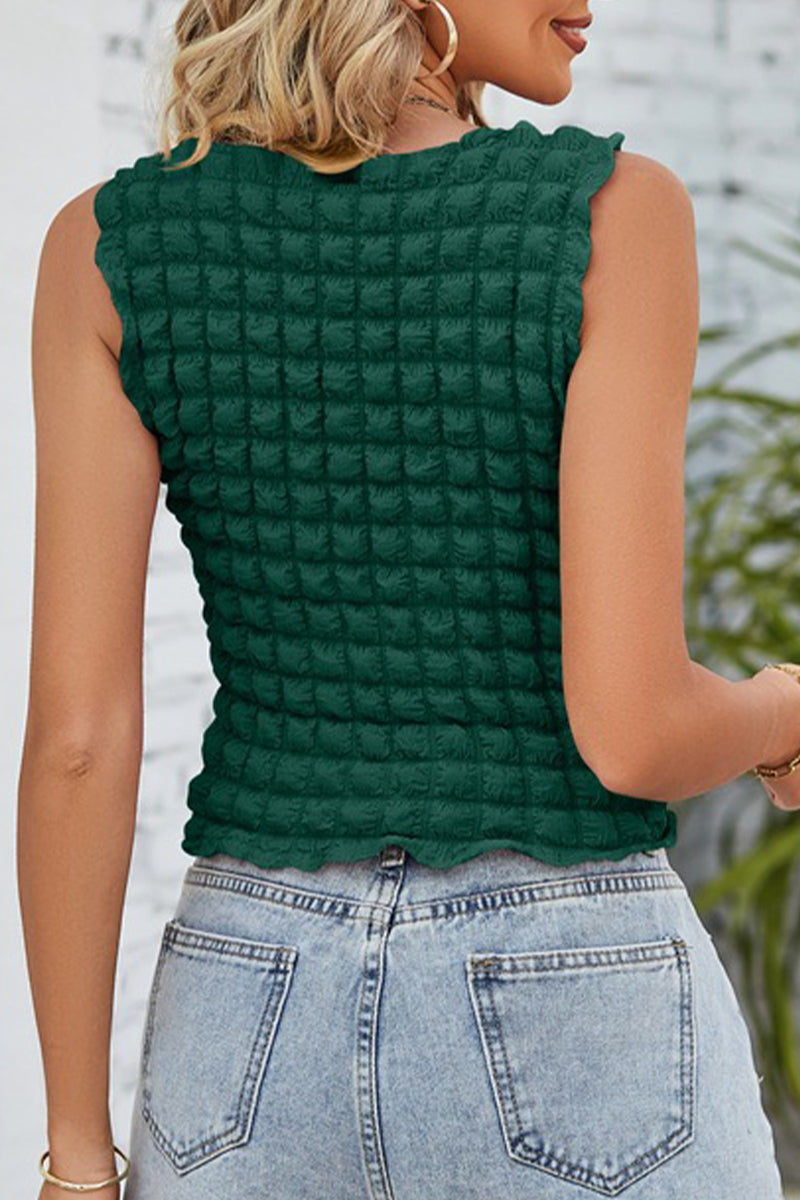 Effortlessly Elegant Top with a Timeless Design