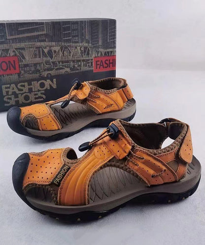 Effortlessly Elegant Sandals with a Timeless Design
