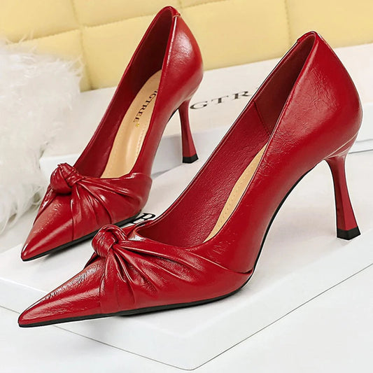 Polished Heels with an Effortless Classic Look