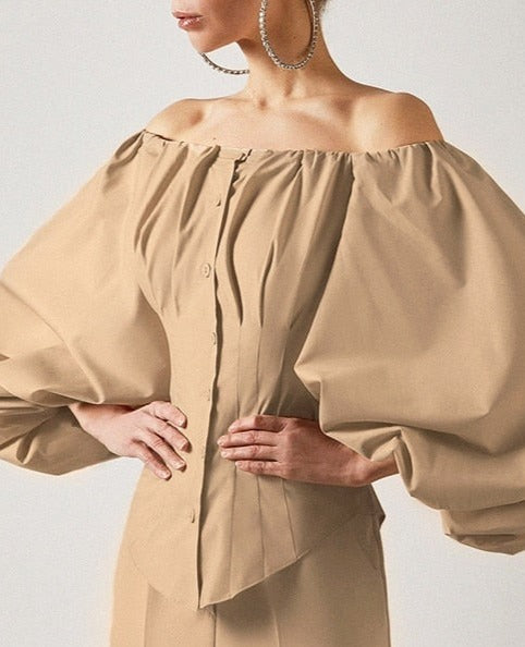 Beautifully Finished Top in a Timeless Design