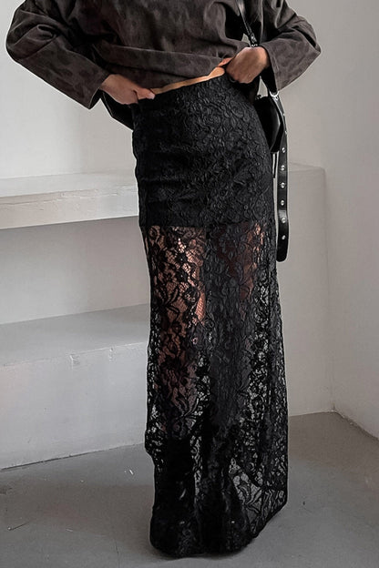 Well Tailored Garment with a Graceful Silhouette