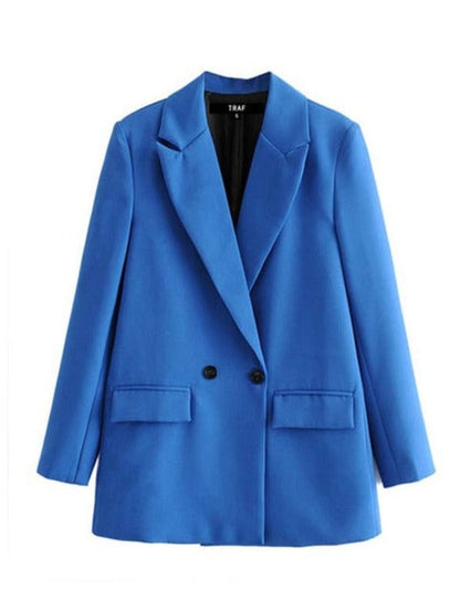 Sophisticated Garment with a Clean Classic Look
