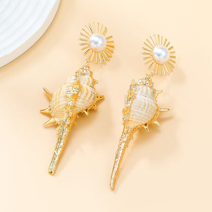 Sophisticated Garment with a Clean Classic Look
