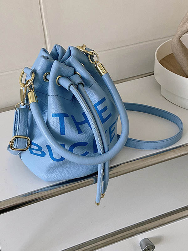 Effortlessly Elegant Bag with a Timeless Design
