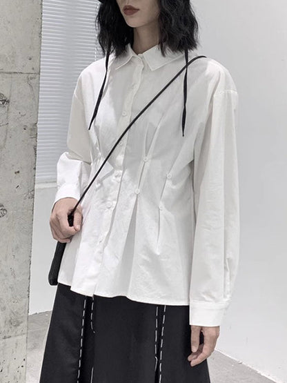 Sophisticated Blouse with a Clean Classic Look