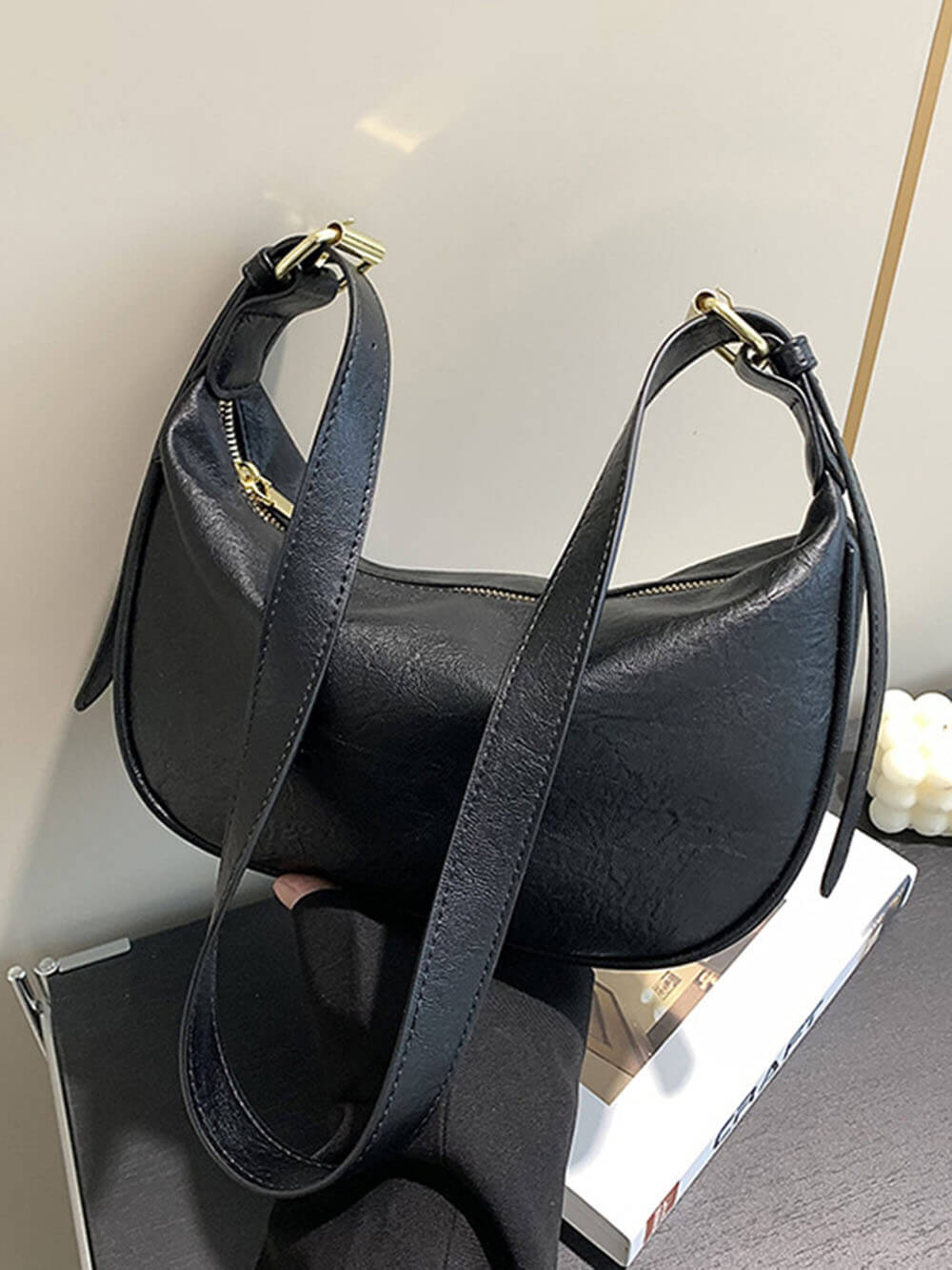 Sophisticated Bag with a Clean Classic Look