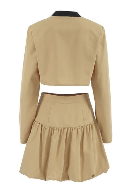 Classic Vintage Jacket with a Flattering Fit