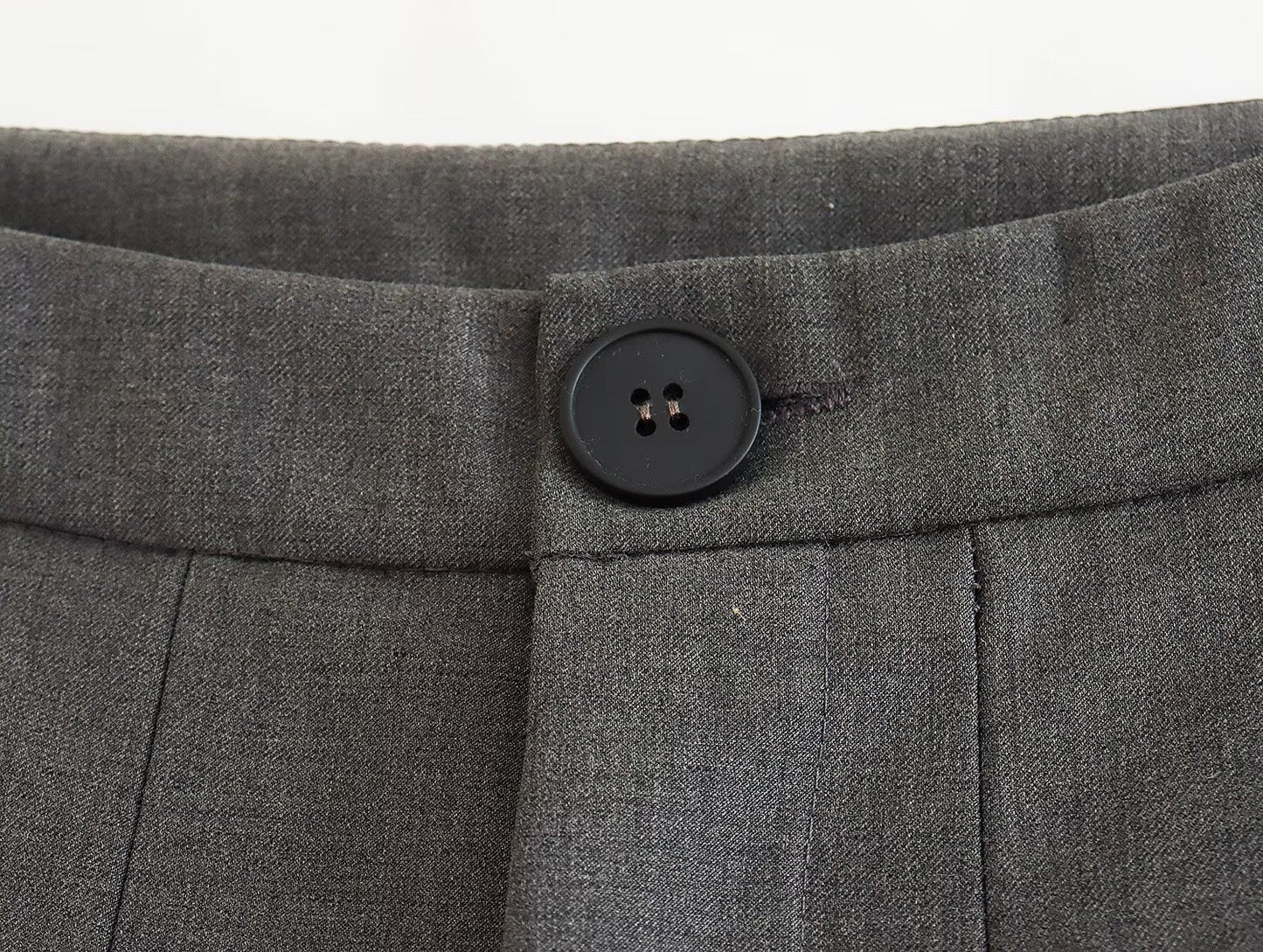 Beautifully Crafted Pants in a Classic Style