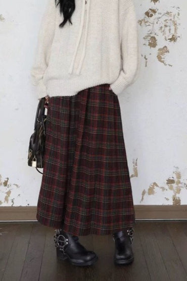 Beautifully Finished Garment in a Timeless Design