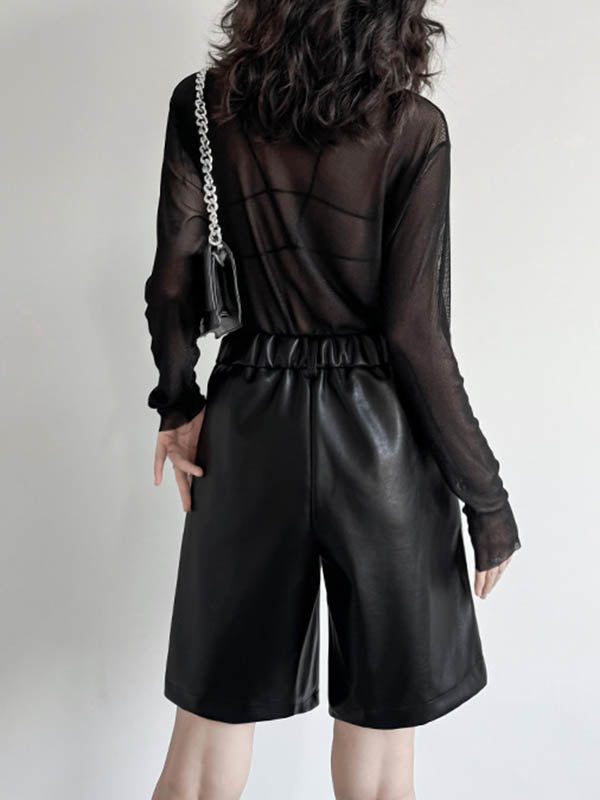 Effortlessly Elegant Garment with a Timeless Design