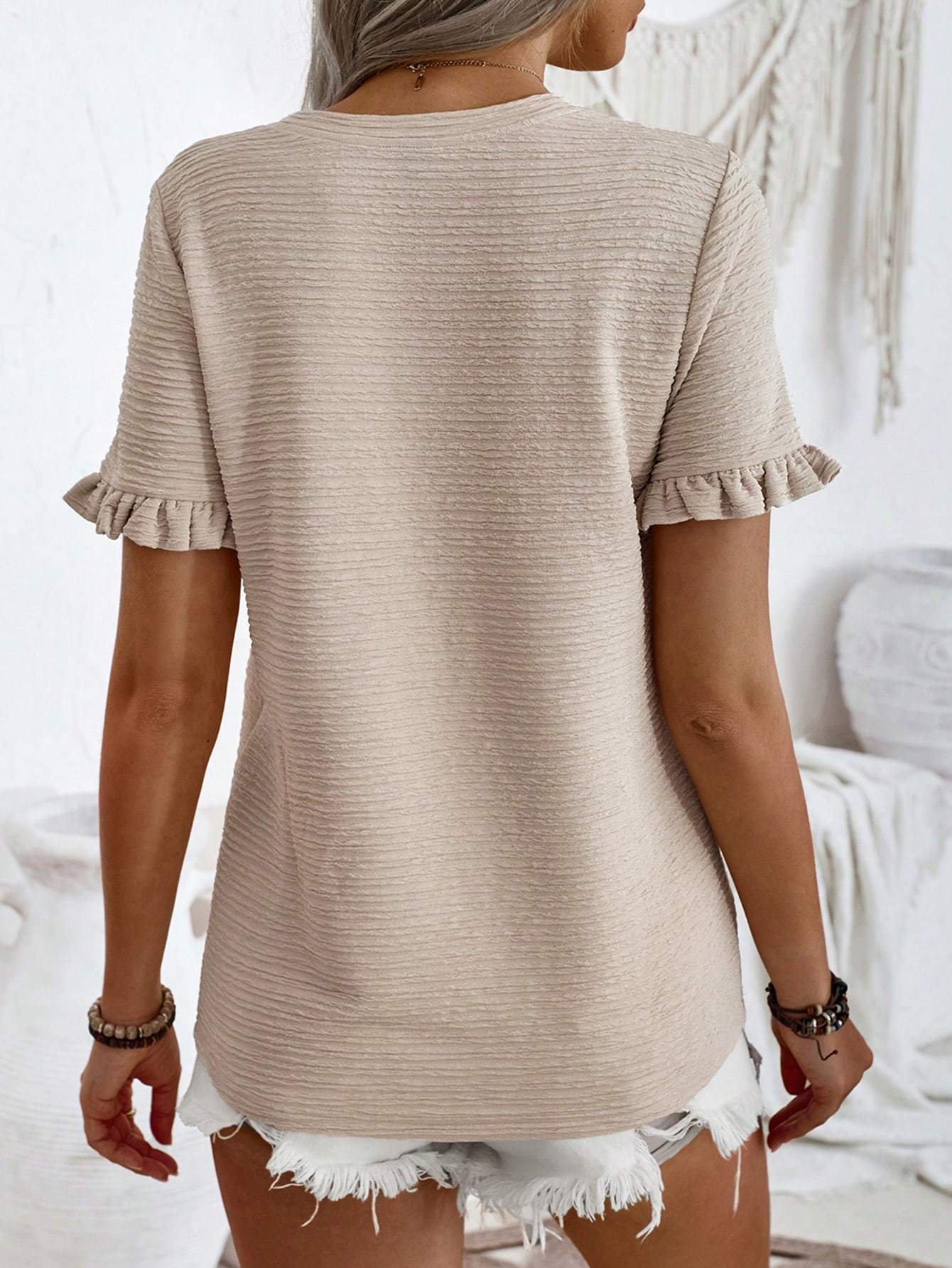 Classic Vintage & Enduringly Stylish Top
