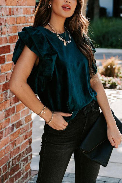 Polished Top with an Effortless Classic Look