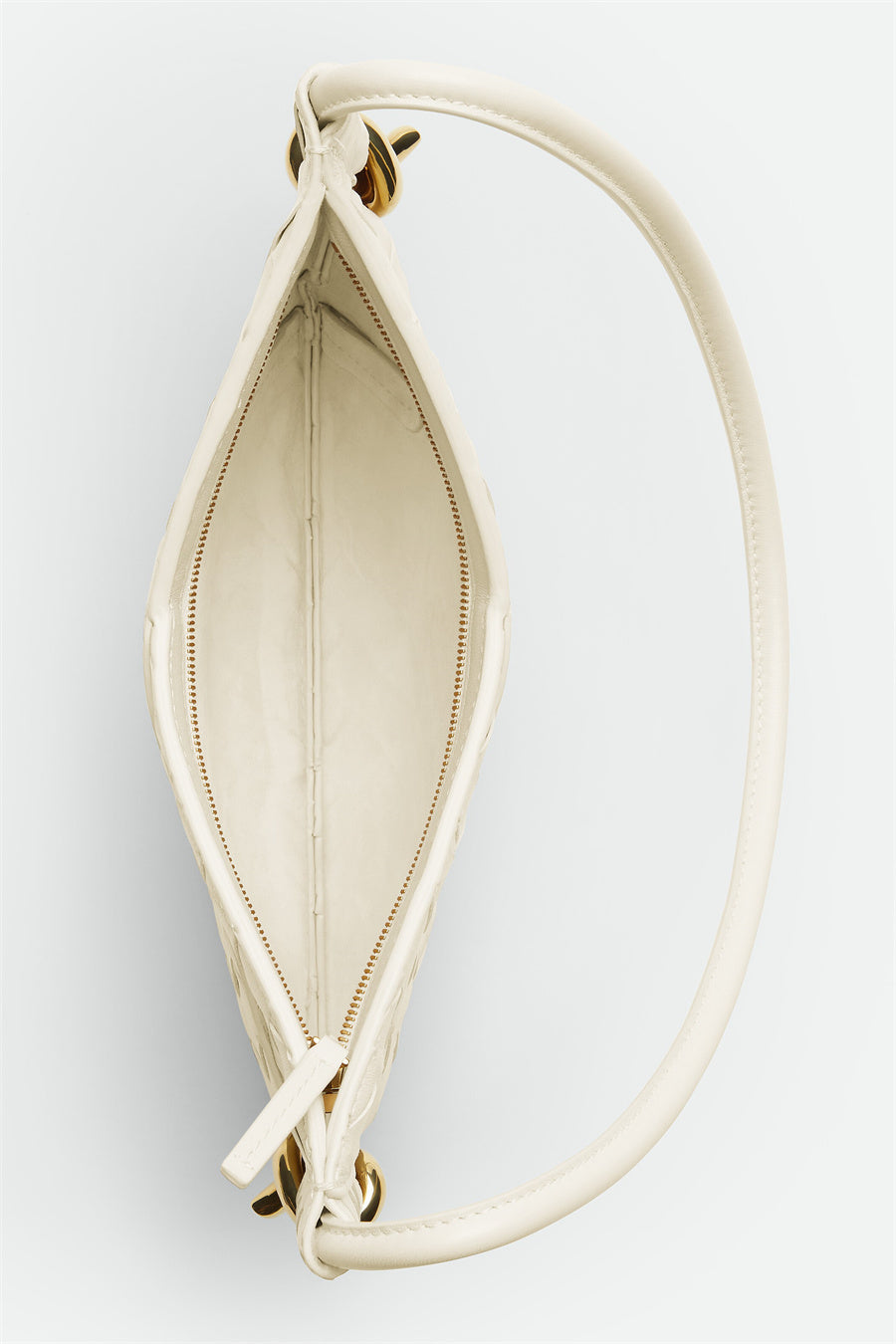 Sophisticated Bag with a Clean Classic Look