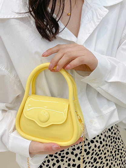 Effortlessly Elegant Bag with a Timeless Design