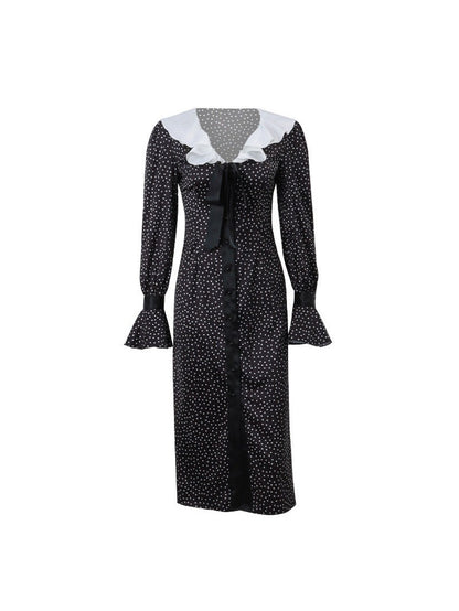 Beautifully Finished Dress in a Timeless Design