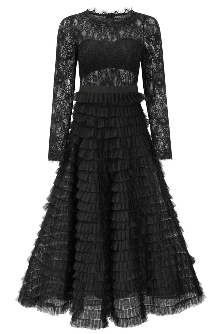 Beautifully Crafted Dress in a Classic Style